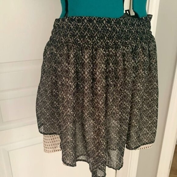 Converse One Star Elastic Waist Printed Lined Casual Mini Skirt - Picture 2 of 8